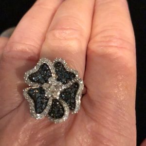 Awesome 1ct Blue and White diamond flower ring